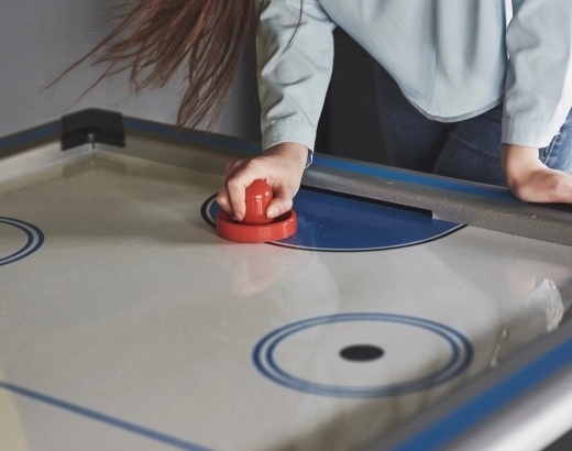Air Hockey at Sai Emerald